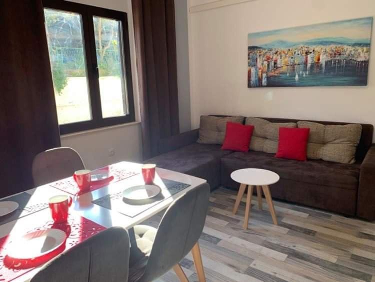 Fresh Apartments Dar Orlic Trogir Exterior photo